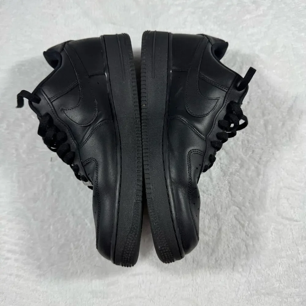 Nike Air Force 1 Men's 11 Triple‎ Black Low Sneakers Comfort Classic Leather